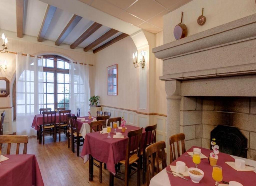 Hotel Les Residences D'Armor Douarnenez Bagian luar foto