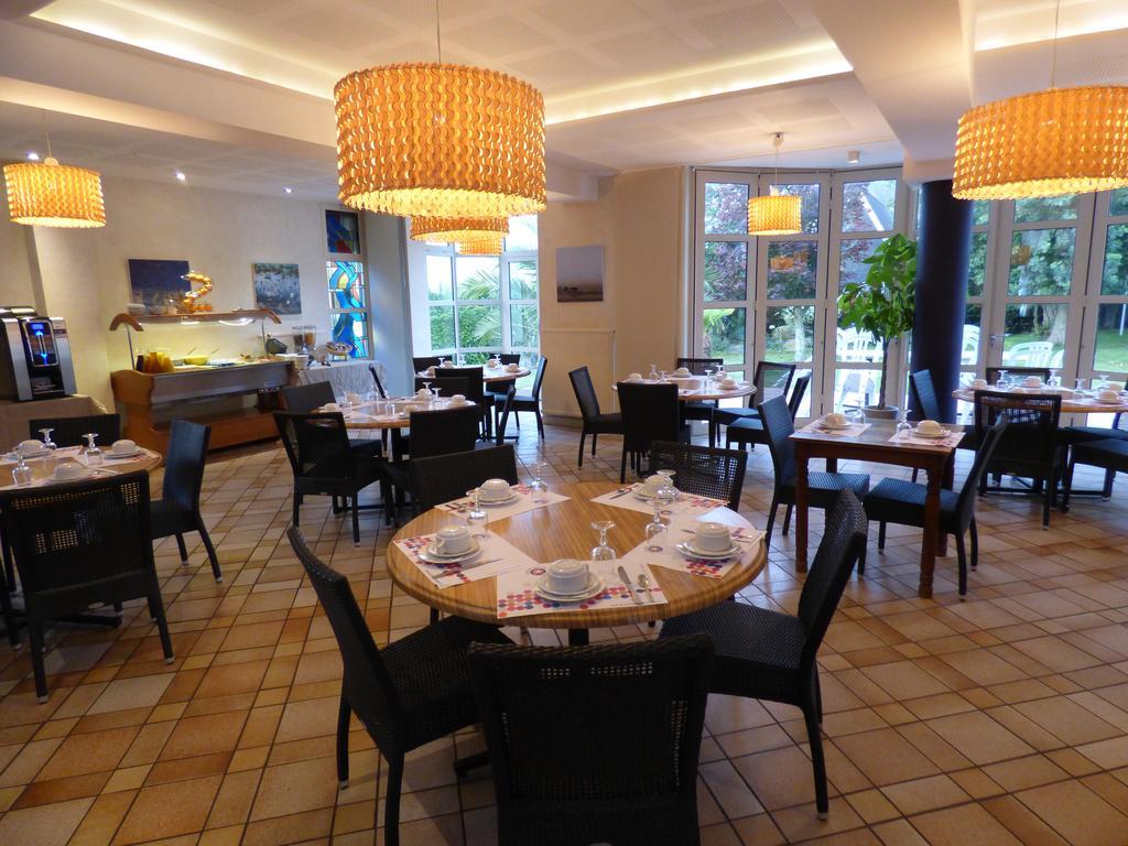 Hotel Les Residences D'Armor Douarnenez Bagian luar foto